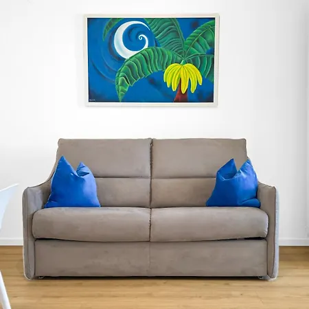 Apartment Platinum House